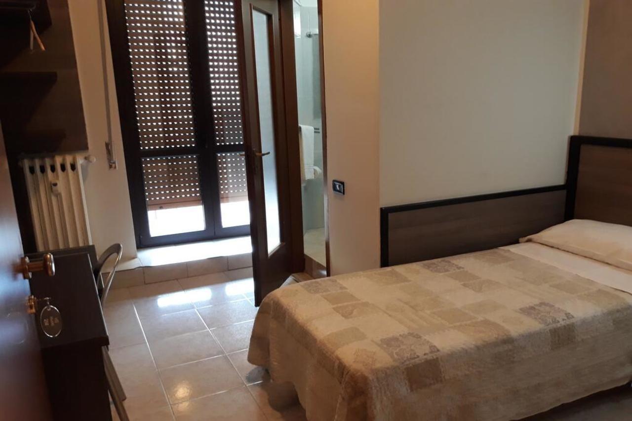 Hotel Salus มิลาน ภายนอก รูปภาพ